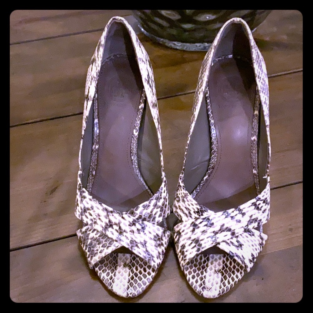 Tory Burch Peep Toe